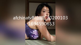 【OnlyFans】台湾网红少妇 Clickleilei刘蕾蕾付费订阅写真 露点自拍，打卡全球网红景点，从少女到孕妇的记录 39